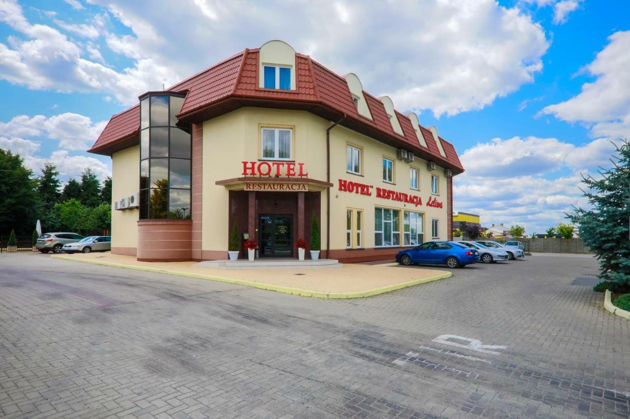 Hotel Restauracja Leliwa Przeworsk Ngoại thất bức ảnh